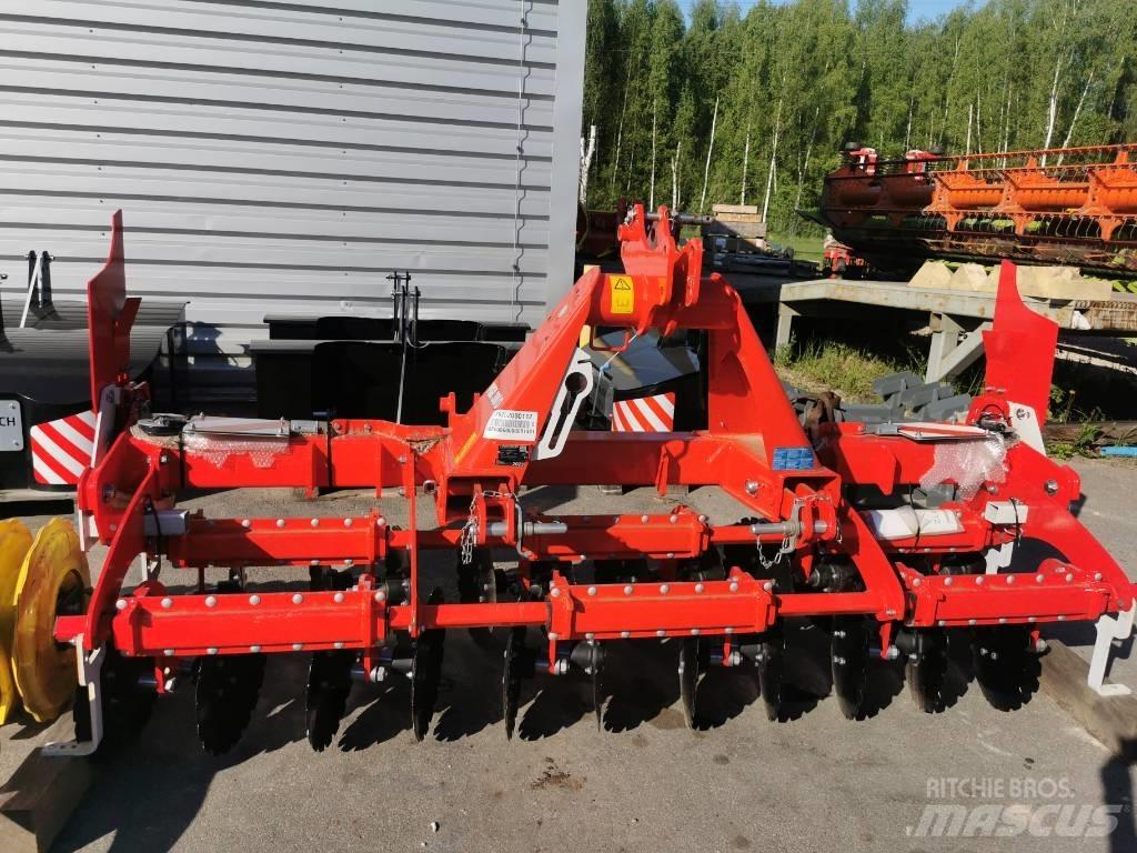 Pöttinger FOX300D Décompacteur, sarcleur