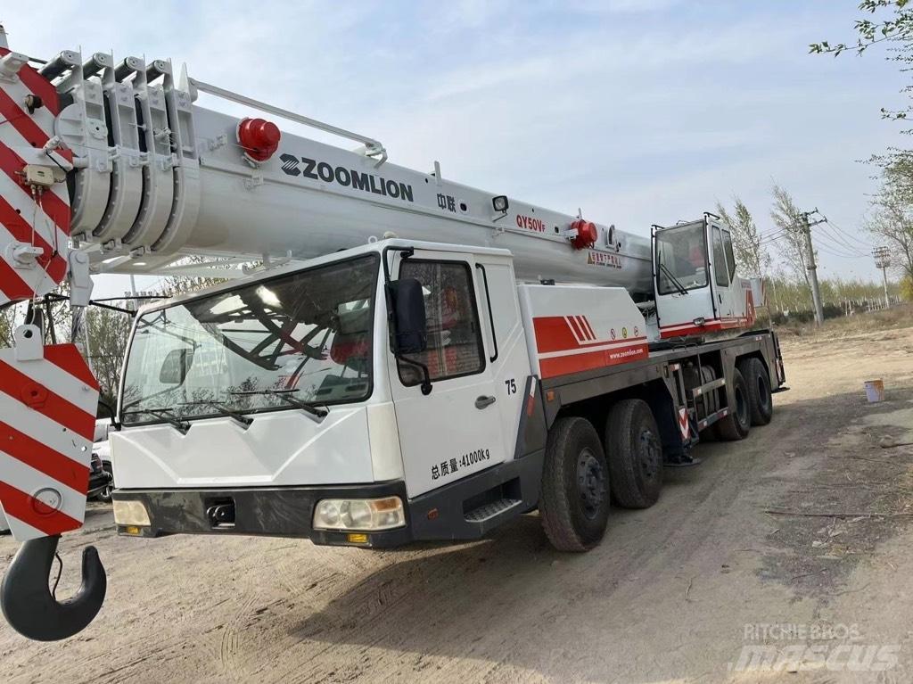 Zoomlion QY50V Grues tout terrain