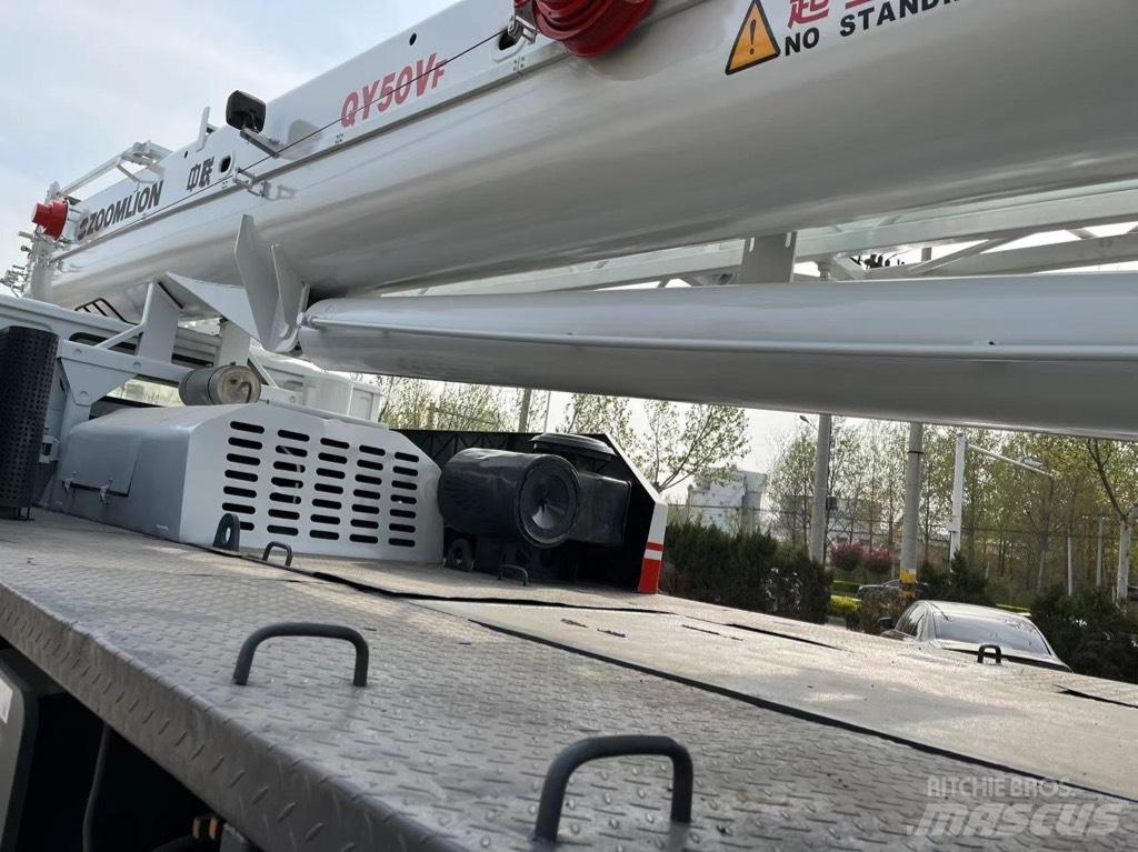 Zoomlion QY50V Grues tout terrain