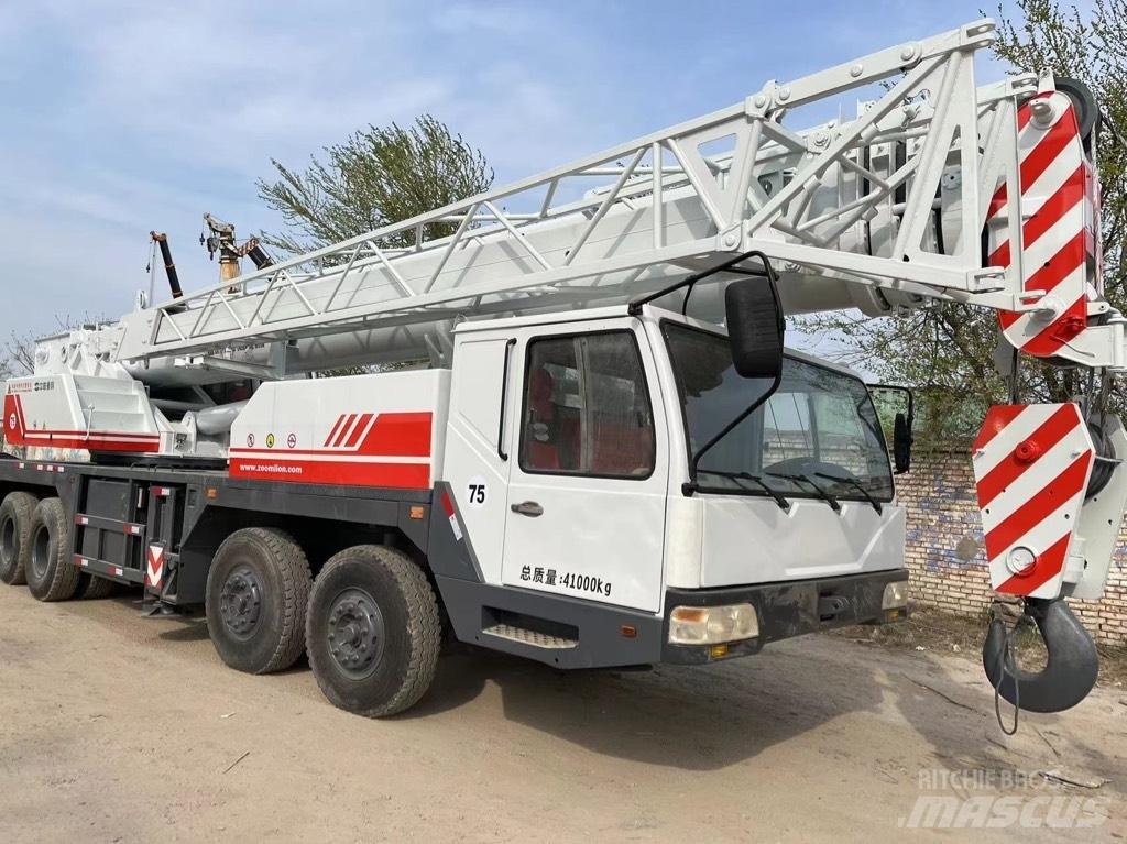 Zoomlion QY50V Grues tout terrain