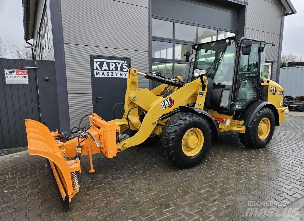 CAT 906M Chargeuse sur pneus