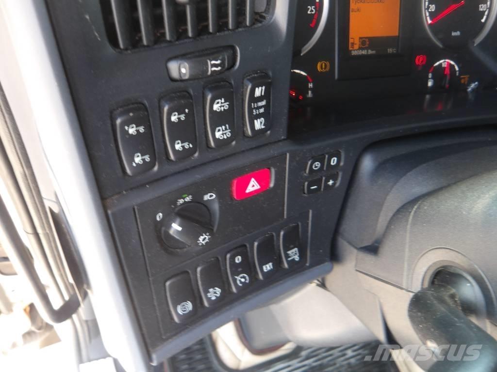 Scania R490 6x2 Camion Fourgon