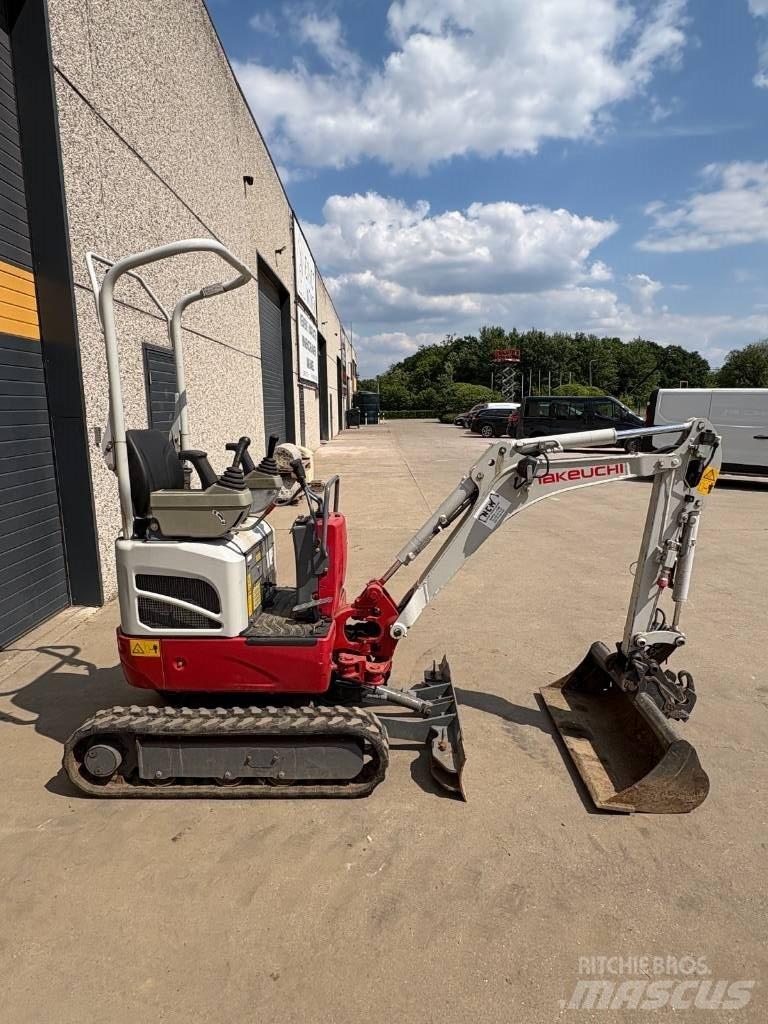 Takeuchi TB 210 R Mini pelle < 7t