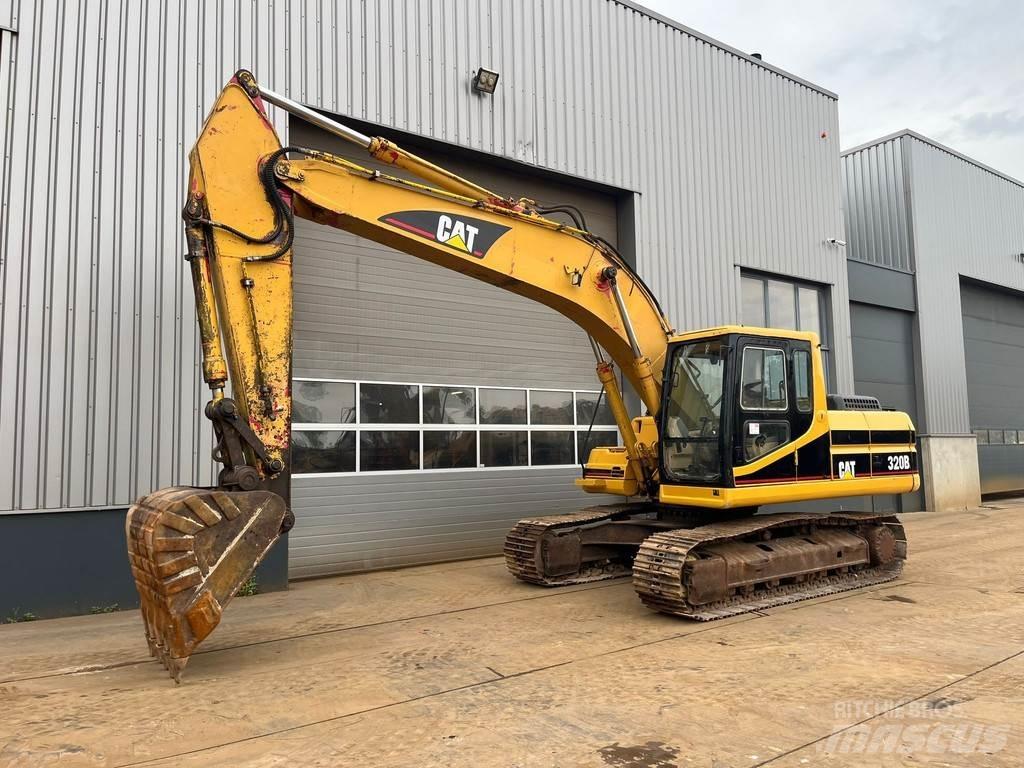 CAT 320B Pelle spéciale