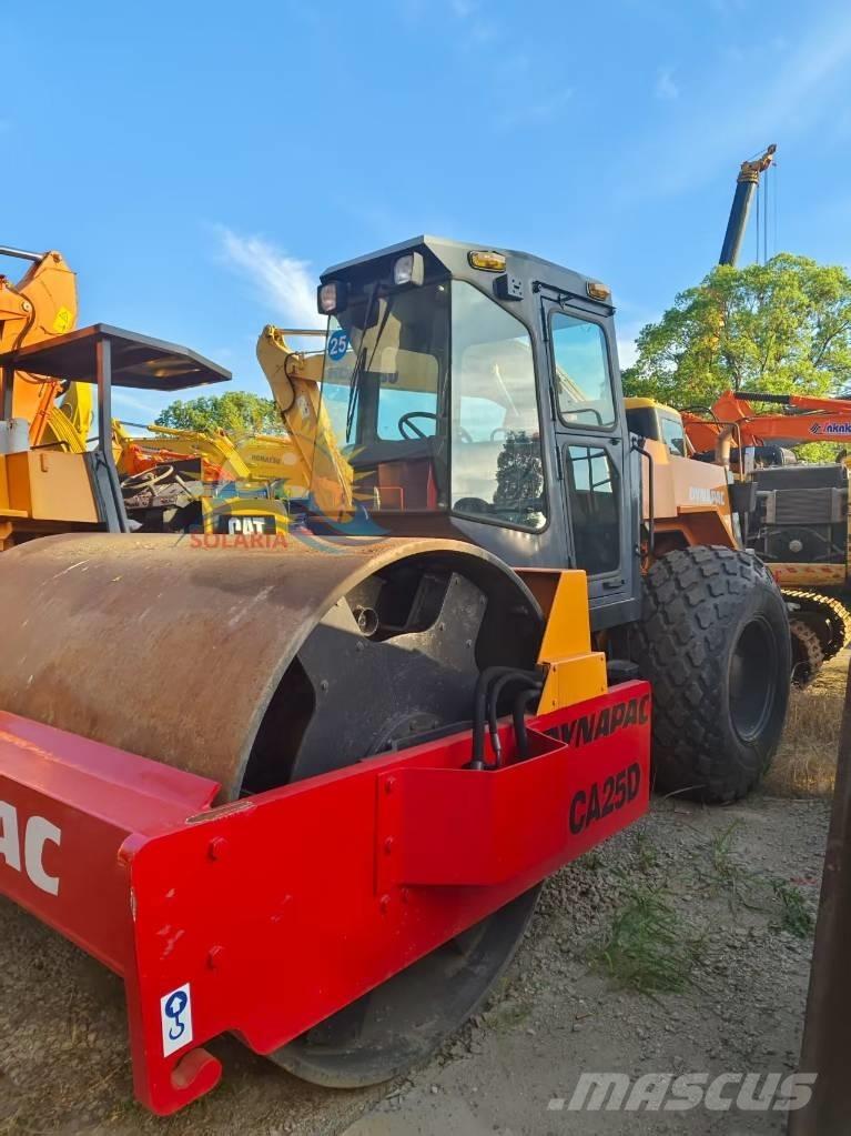 Dynapac CA 25 D Rouleaux monocylindre