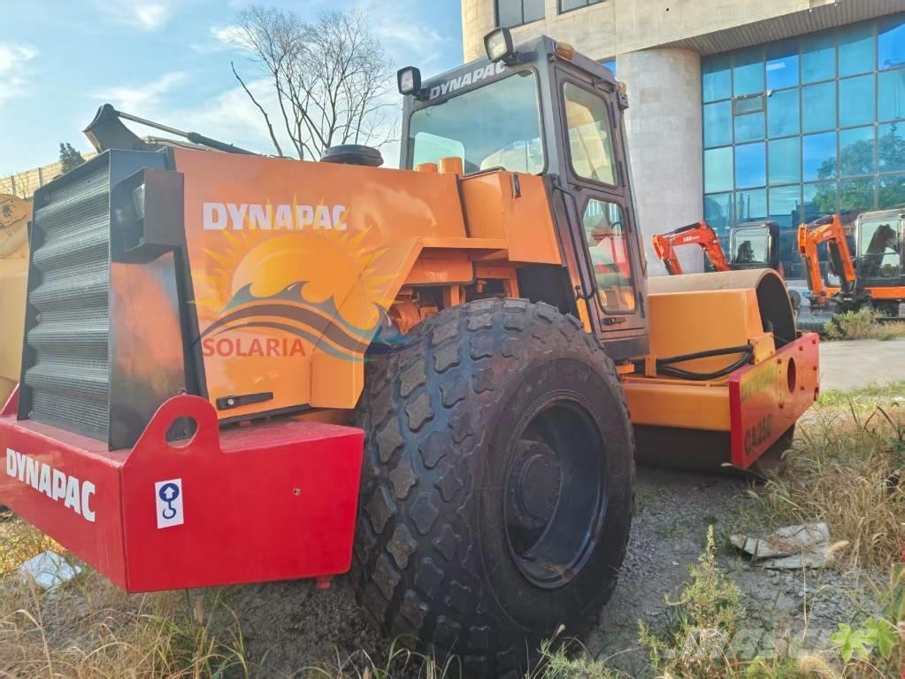 Dynapac CA 25 D Rouleaux monocylindre