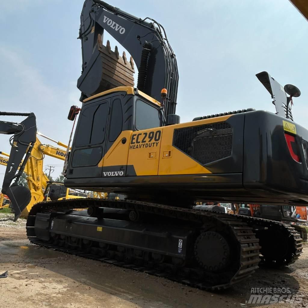 Volvo 290 Pelle sur chenilles