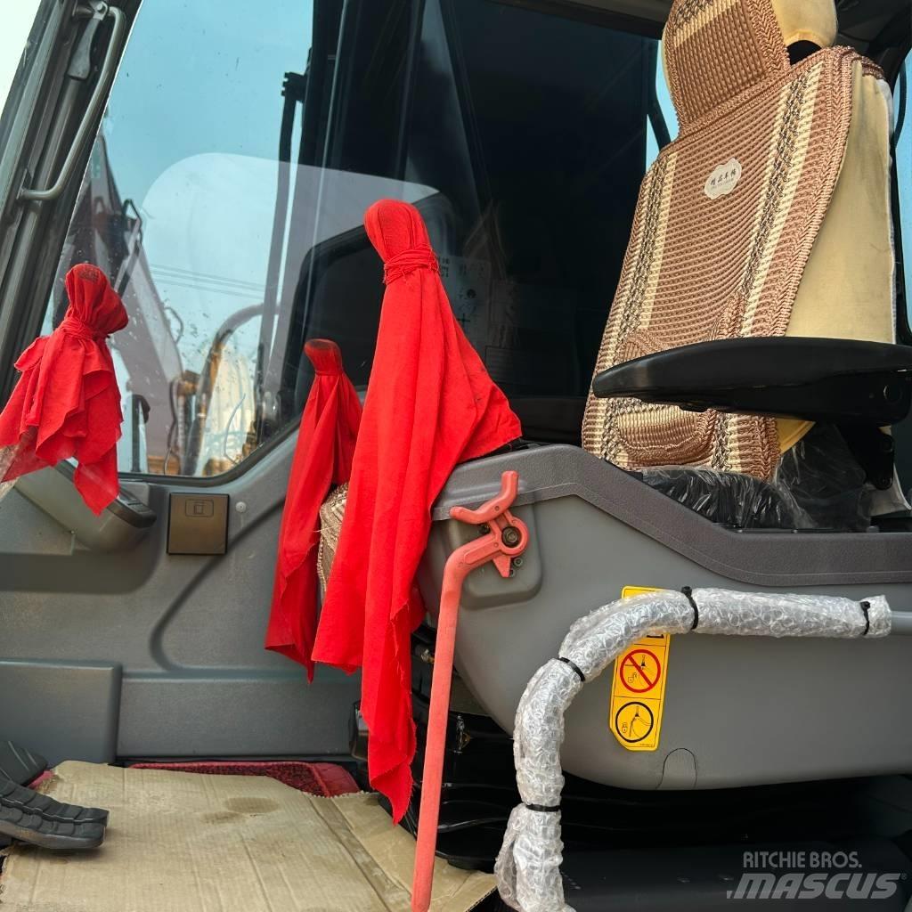 Volvo 290 Pelle sur chenilles