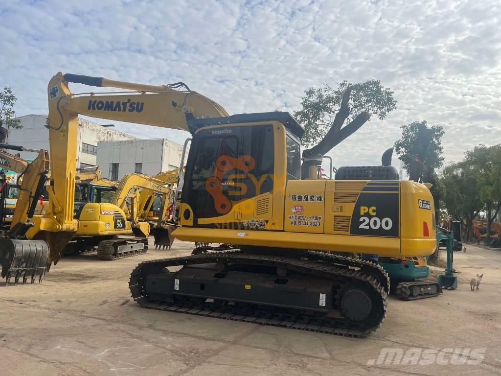 Komatsu PC 200-8 Pelle sur chenilles