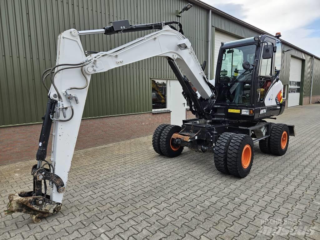 Bobcat E57W Pelle sur pneus