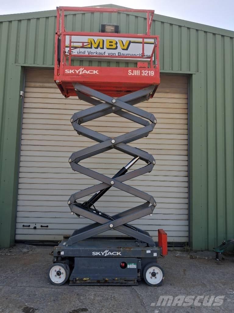 SkyJack SJ III 3219 Nacelle ciseaux