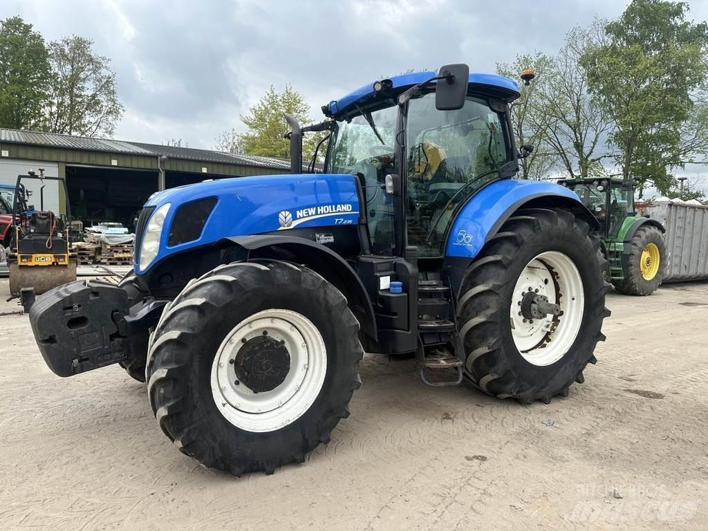 New Holland T7.235 Tracteur
