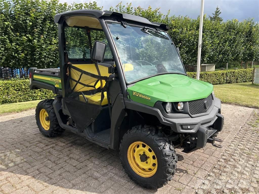 John Deere XUV865M Quad