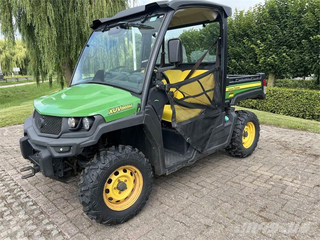 John Deere XUV865M Quad
