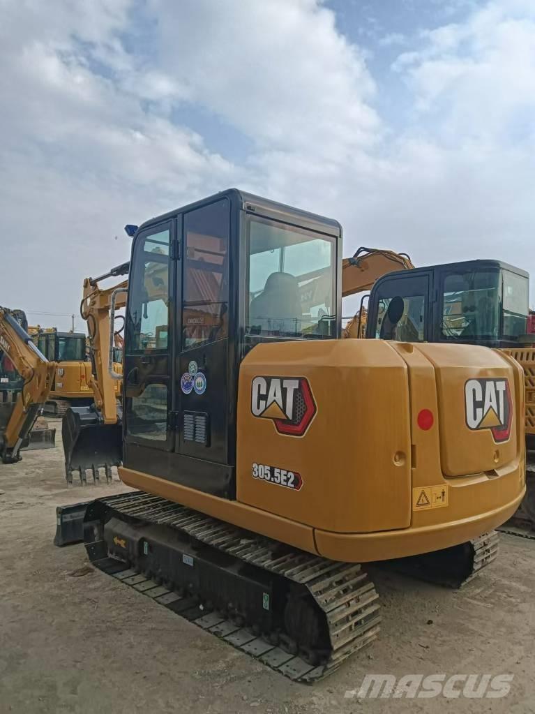 CAT 305.5 Mini pelle < 7t