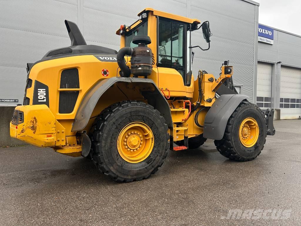 Volvo L90H Chargeuse sur pneus