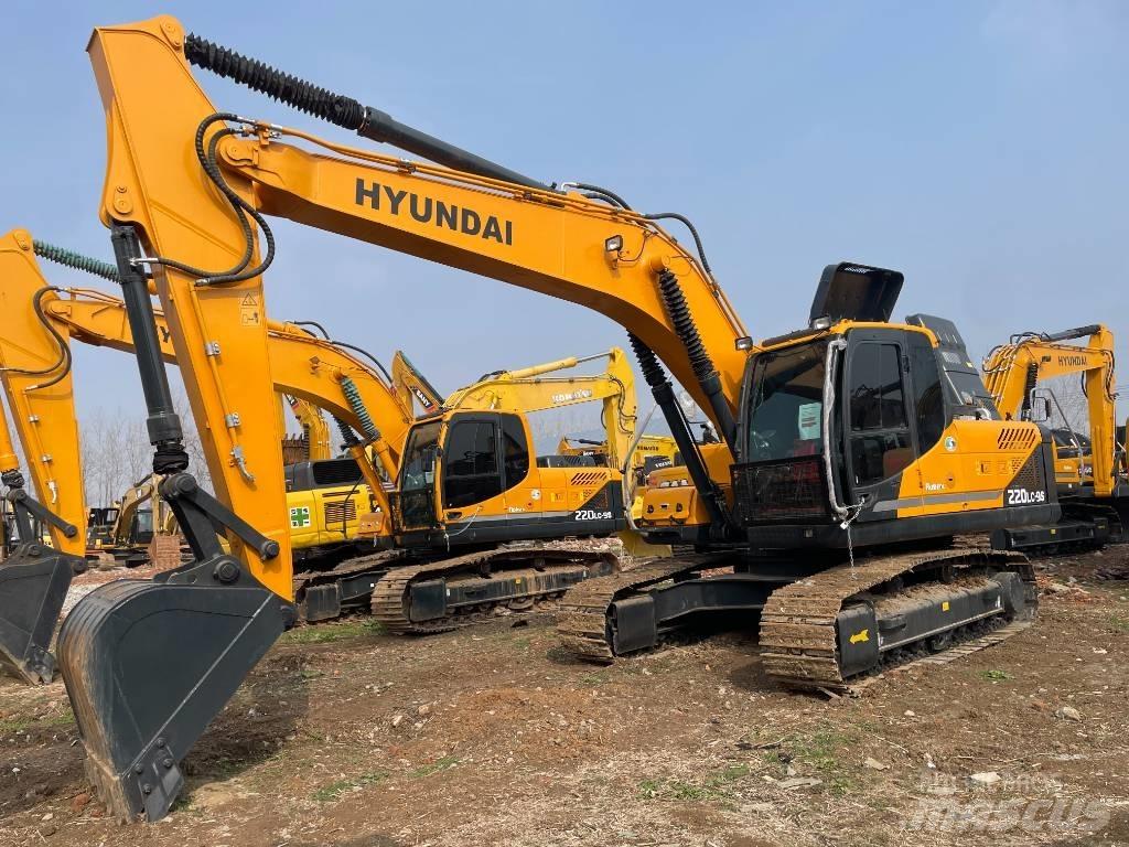 Hyundai 220 Pelle sur chenilles
