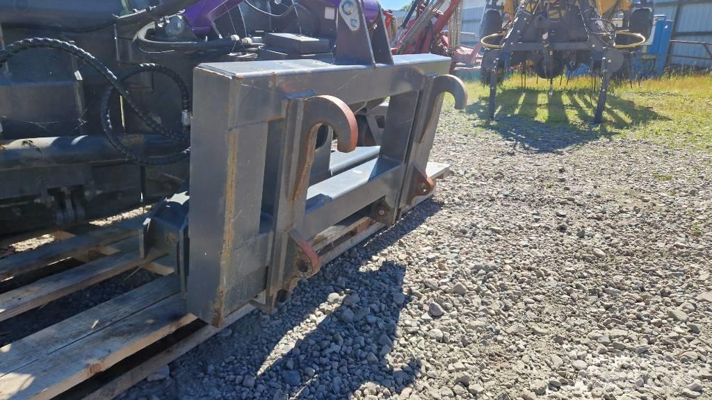 Holms PV 320 Vikplog Chasse neige
