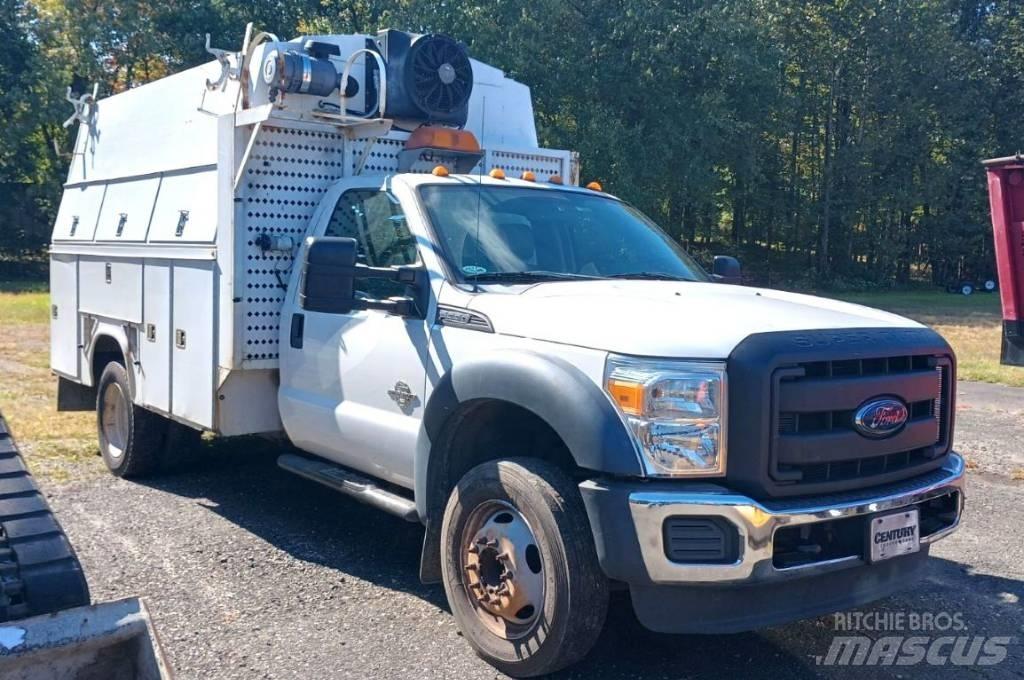 Ford F 550 XL SD Camions et véhicules municipaux
