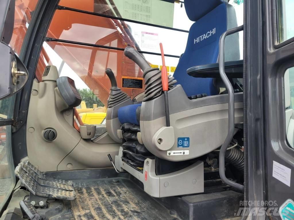 Hitachi 180 Pelle sur chenilles