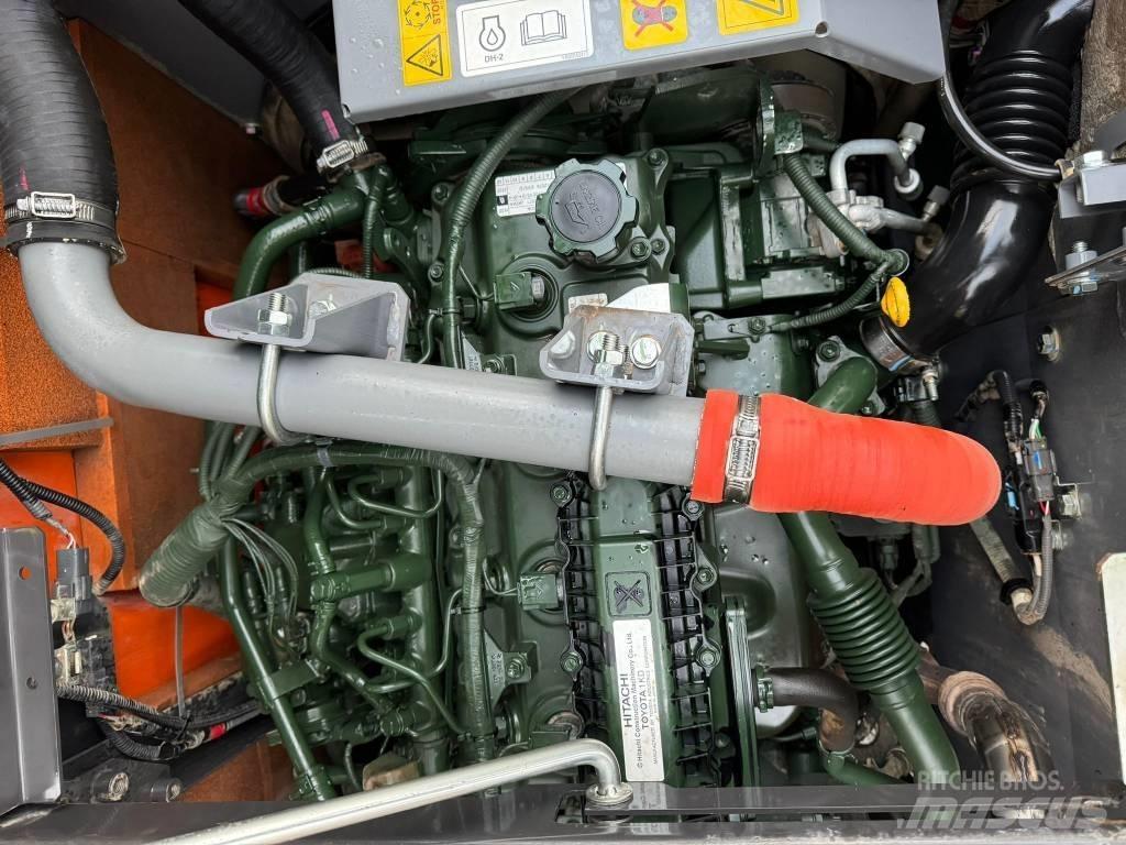 Hitachi ZX 130-7 Pelle sur chenilles