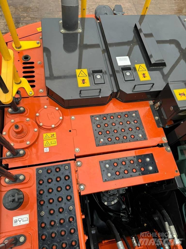 Hitachi ZX 130-7 Pelle sur chenilles