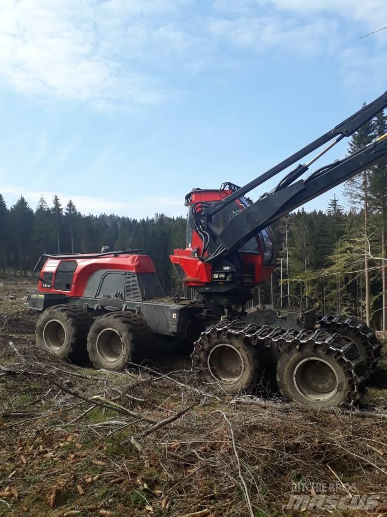 Komatsu 931 XC Abatteuse