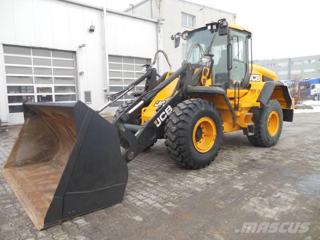 JCB 427 AGT4F Chargeuse sur pneus