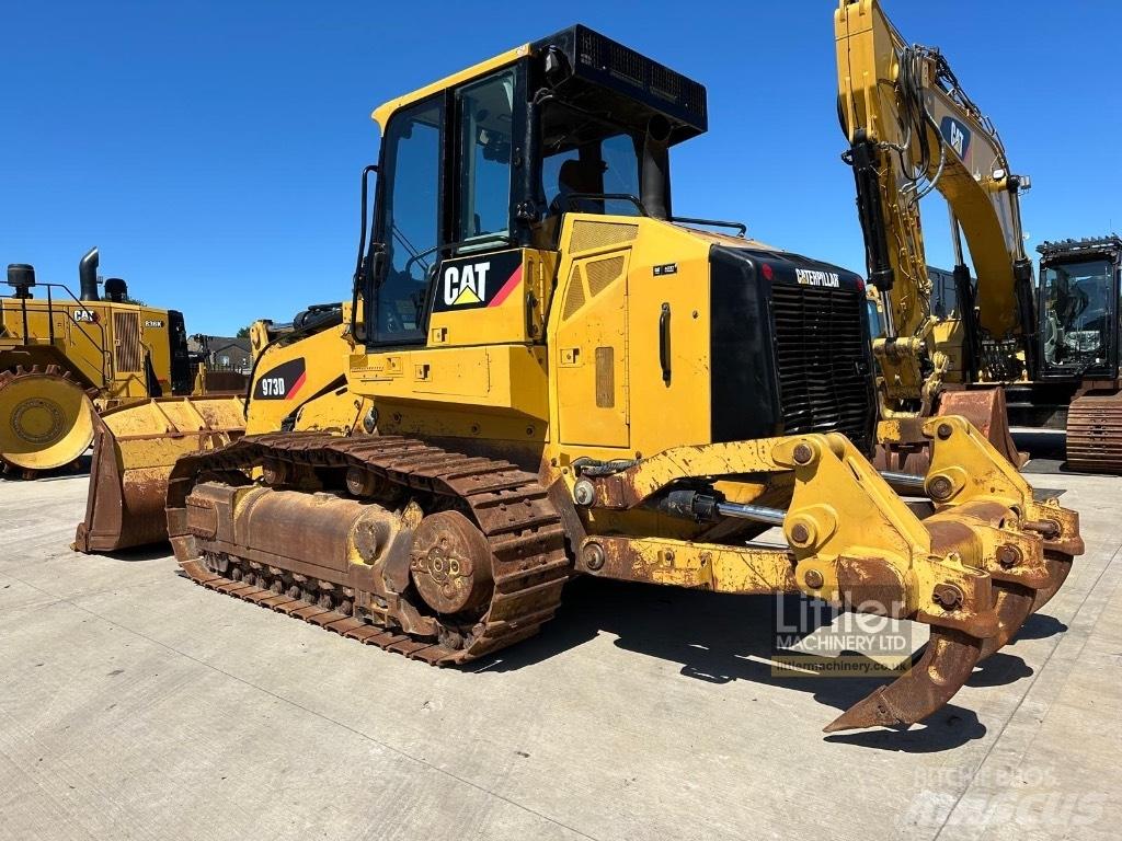 CAT 973D Chargeuse sur chenilles