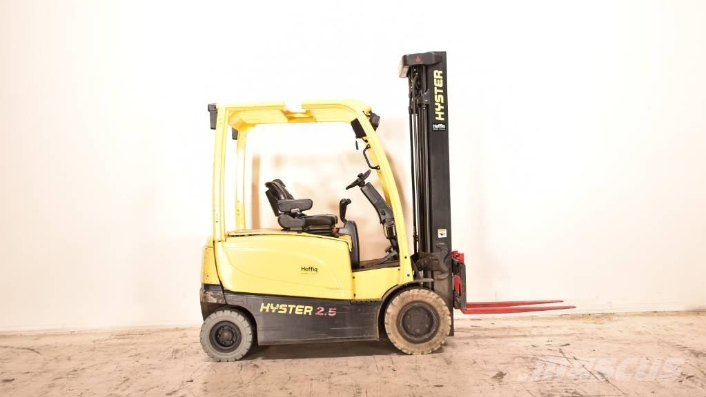 Hyster J2.5XN Chariots élévateurs électriques