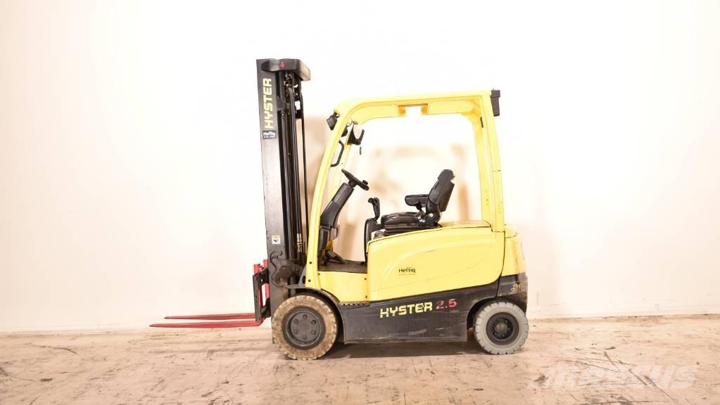 Hyster J2.5XN Chariots élévateurs électriques
