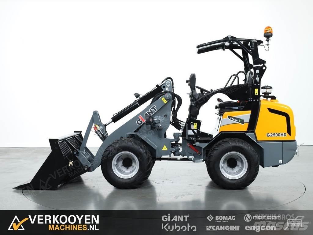 GiANT G2500 HD Chargeuse sur pneus