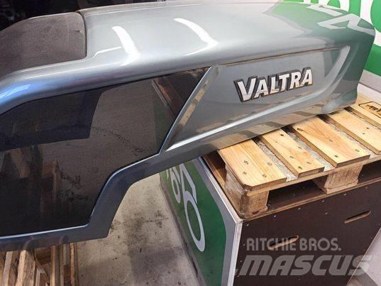 Valtra N 163 hood Cabines et Intérieur