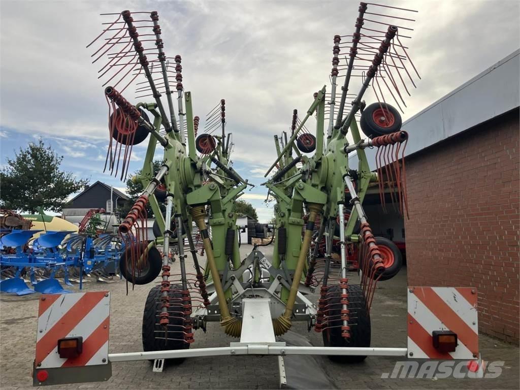 CLAAS Liner 3000 Andaineur