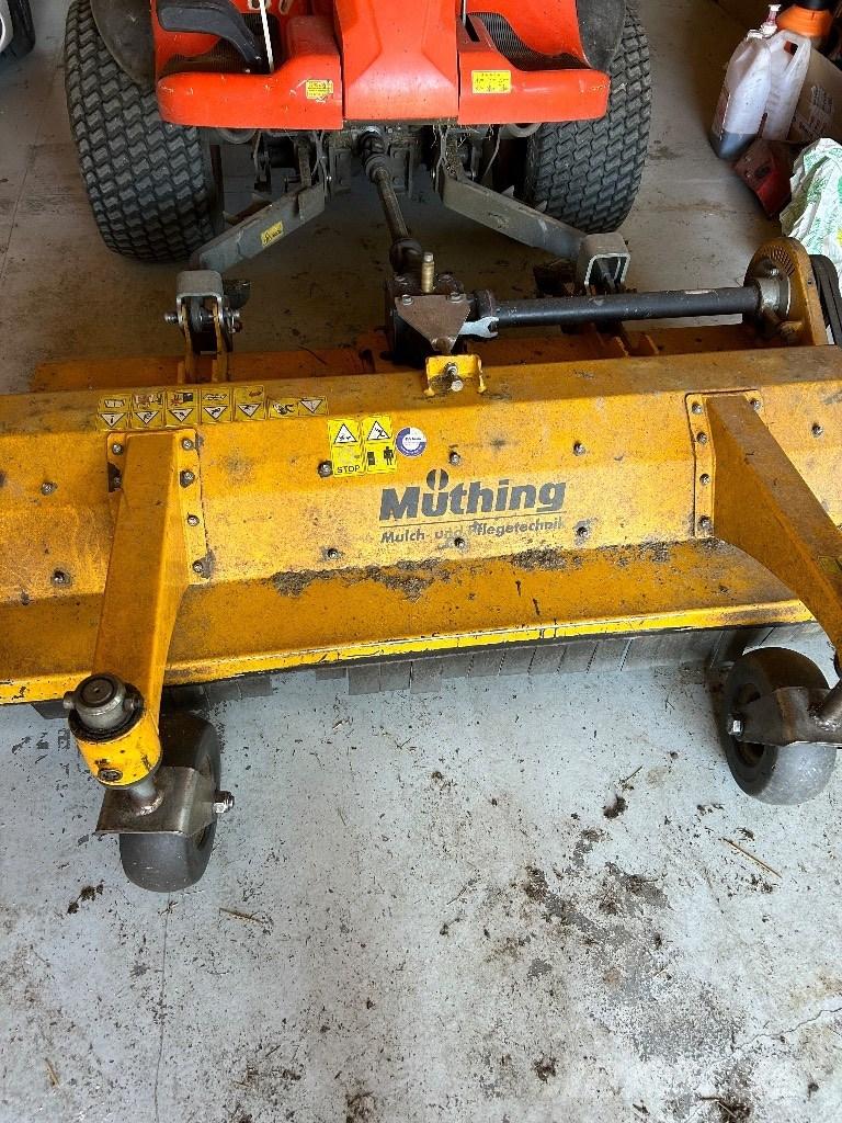 Kubota F 251 Tondeuses tractées