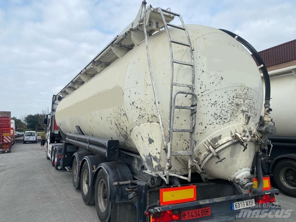 Spitzer SK2458CAL Semi remorque citerne