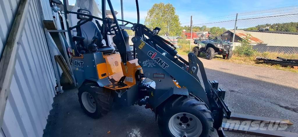 GiANT G 1100 Mini chargeuse