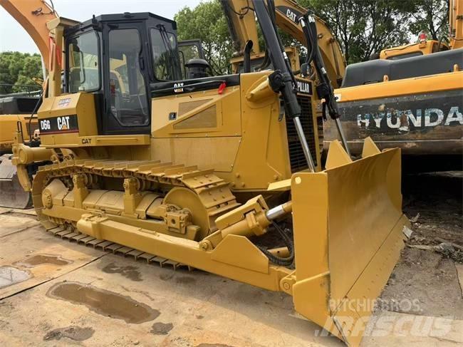 CAT D 6 G Bouteurs sur chenilles