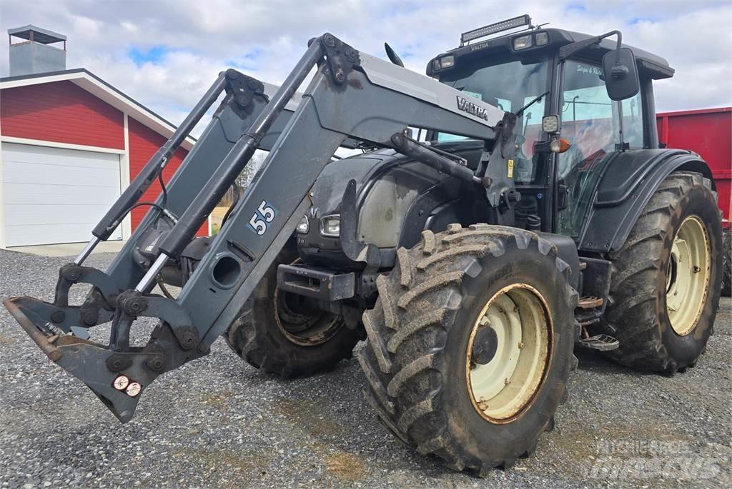 Valtra N141 HiTech Tracteur