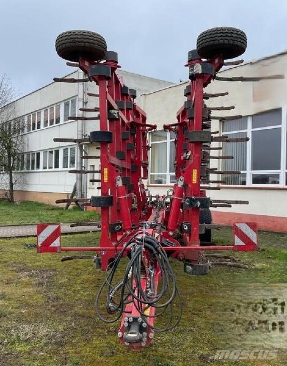 Horsch Tiger 8 XL Déchaumeur, cultivateur