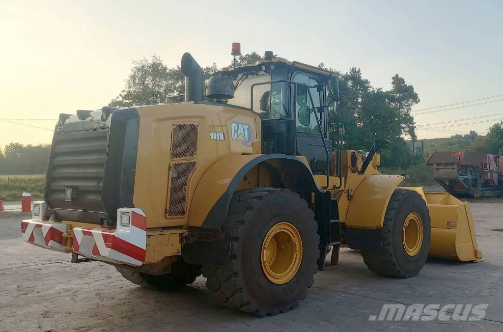 CAT 966 M Chargeuse sur pneus