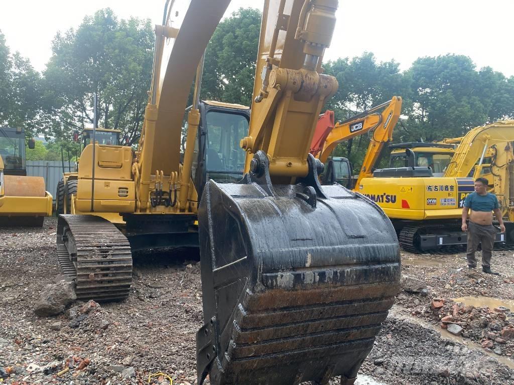 CAT 320 C L Pelle sur chenilles