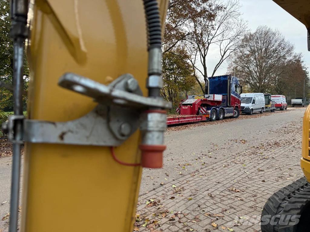 CAT 302.7D Mini pelle < 7t