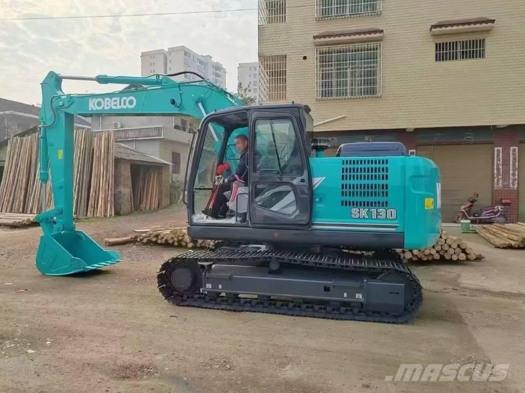 Kobelco SK130-11 Mini pelle 7t-12t