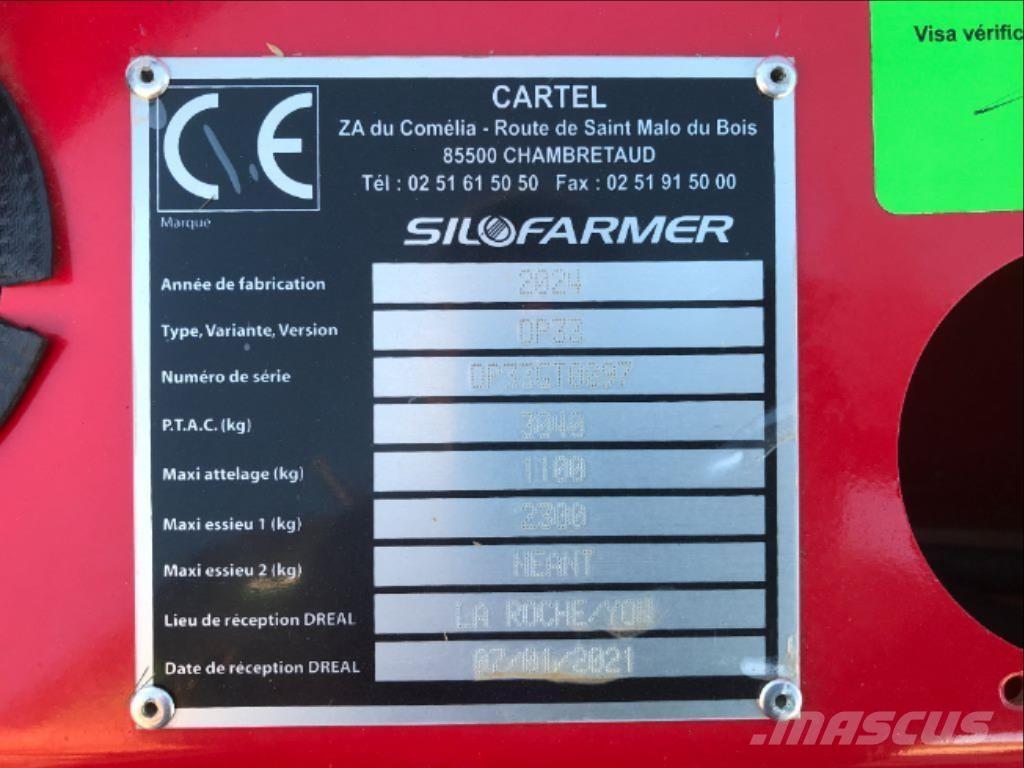 Silofarmer 280 Dérouleuse, pailleuse
