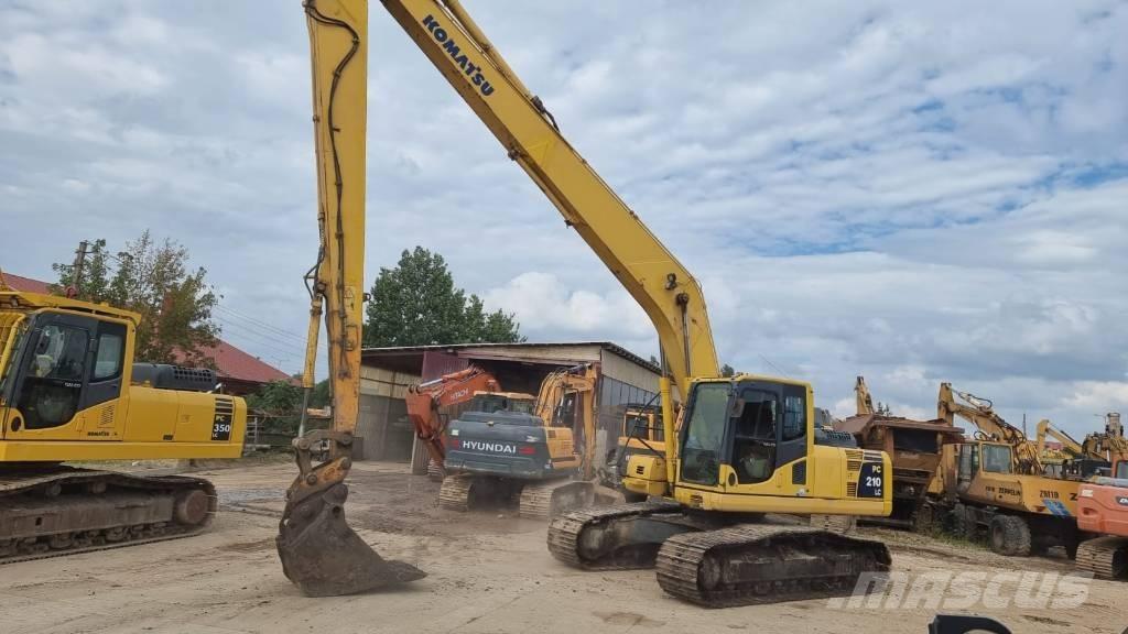 Komatsu 210 - 8 Long Pelle sur chenilles