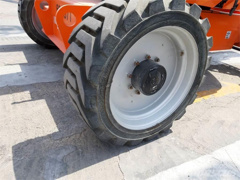 JLG 600AJ Nacelles articulées