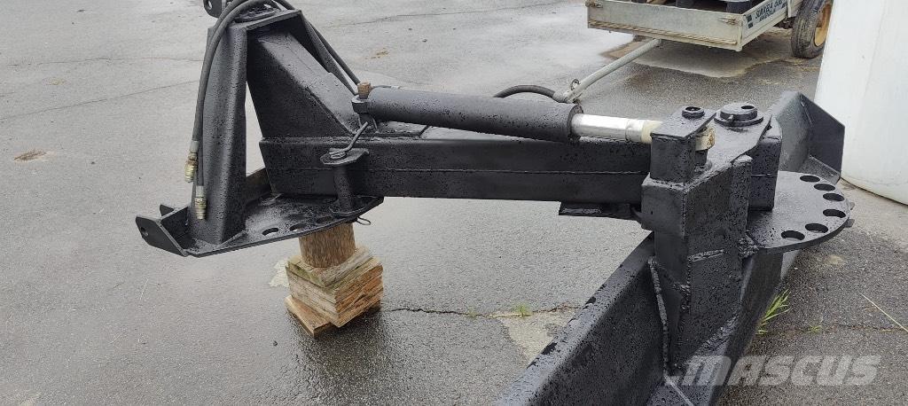 Esko 250 H Niveleuse, lame