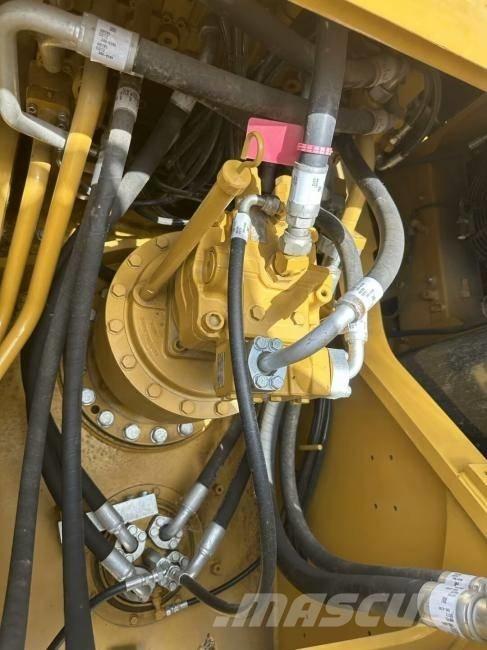 CAT 329 D Pelle sur chenilles