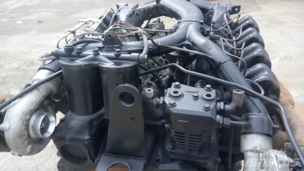 Mercedes-Benz OM 402 Moteur